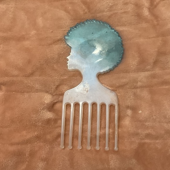 CUSTOM Zodiac Afro Comb - Female Afro - Picture 2 of 6